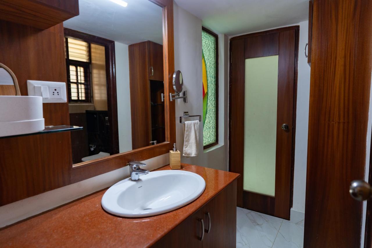 バンガロール Luho Stone House Bed & Breakfast エクステリア 写真
